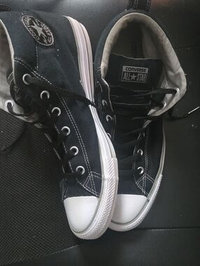 Converse Black & White High-Top Chuck Taylor All Star Sneakers
